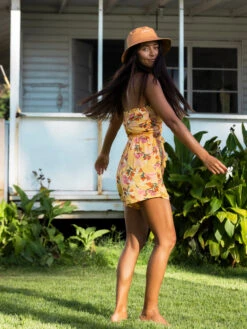 Roxy Island Hops Halter Tube Top -Helena Shop arjwt03281 roxyl ngr6 frt3