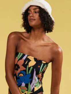 Roxy Iconic Place Strappy Crop Top -Helena Shop erjwt03566 roxym kvj6 frt1