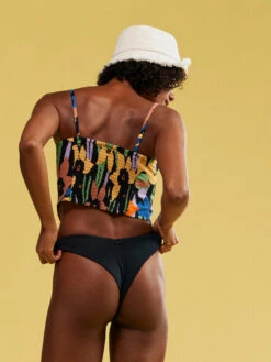 Roxy Iconic Place Strappy Crop Top -Helena Shop erjwt03566 roxym kvj6 frt3