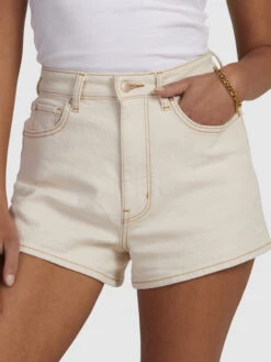 Roxy Chlo Natural Denim Shorts 15 Roxy Chlo Natural Denim Shorts -Helena Shop urjds03020 roxyw yef0 frt11